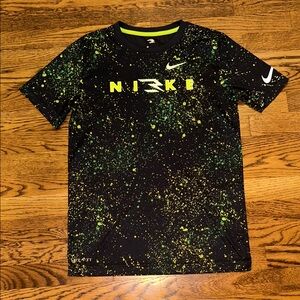 Nike Kids' Black and Yellow Speckled T-Shirt